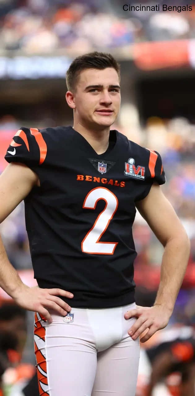 Joe Burrow's Poise Elevates Play of the Cincinnati Bengals Teammates Joe Burrow's Poise Elevates Play of the Cincinnati Bengals Teammates