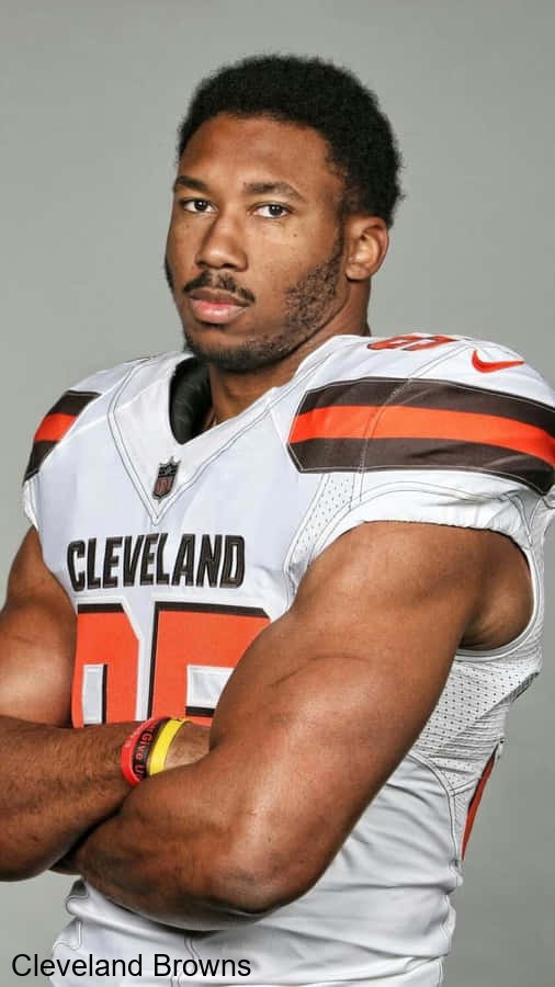 Cleveland Browns Autographed Reebok NFL Hat 10 Signatures Embroidered Cap